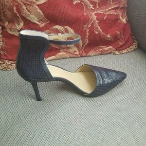Navy blue heels